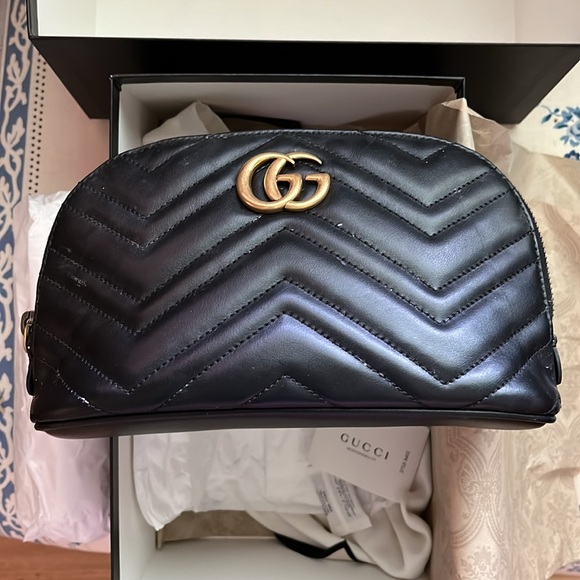 GUCCI GG calfskin marmont Matelasse cosmetic case